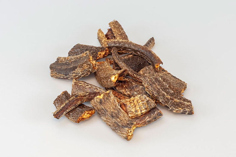 中药材乌梢蛇 祛风通络的游蛇科良药